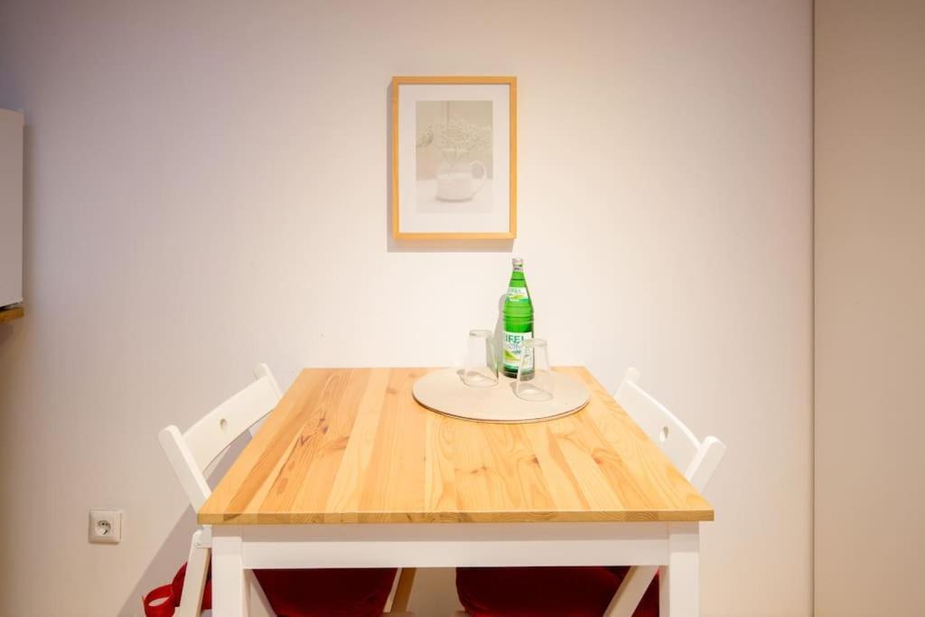 Apartment Wilhelmstr Fuer Bis Zu 3 Personen Brühl Exteriér fotografie